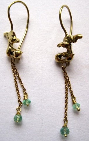 Gold 18ct little deers earrings with
                      chains