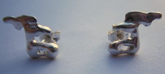 silver deer’s
                      earrings on posts